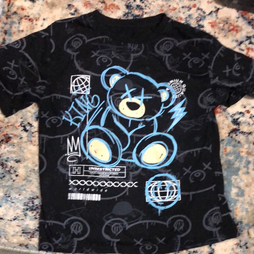 Black Graphic‎ T-Shirt with Blue Bear Design